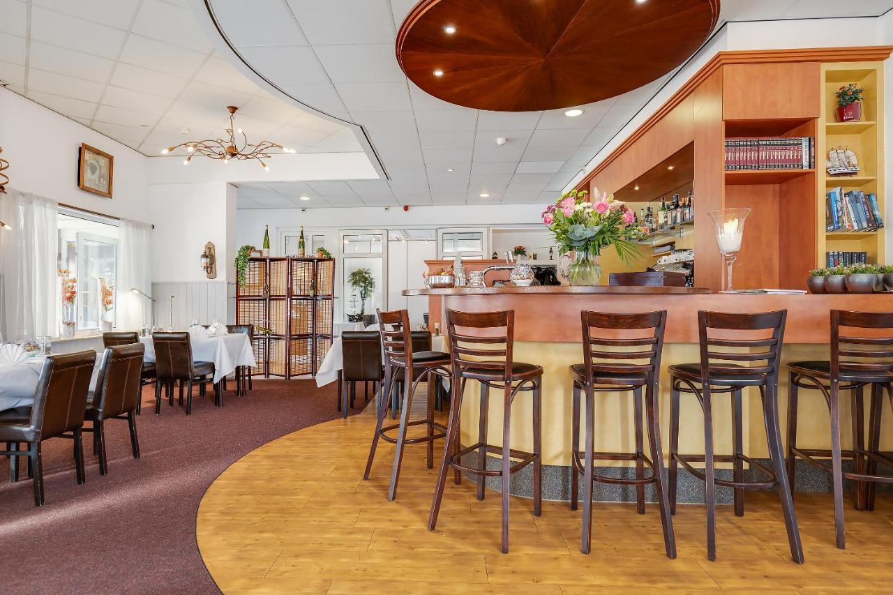 Oranje Hotel Ситтард Экстерьер фото