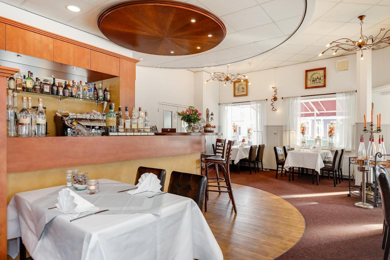 Oranje Hotel Ситтард Экстерьер фото