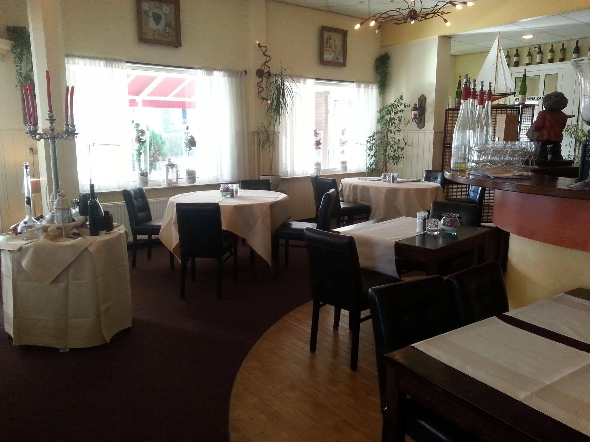 Oranje Hotel Ситтард Экстерьер фото